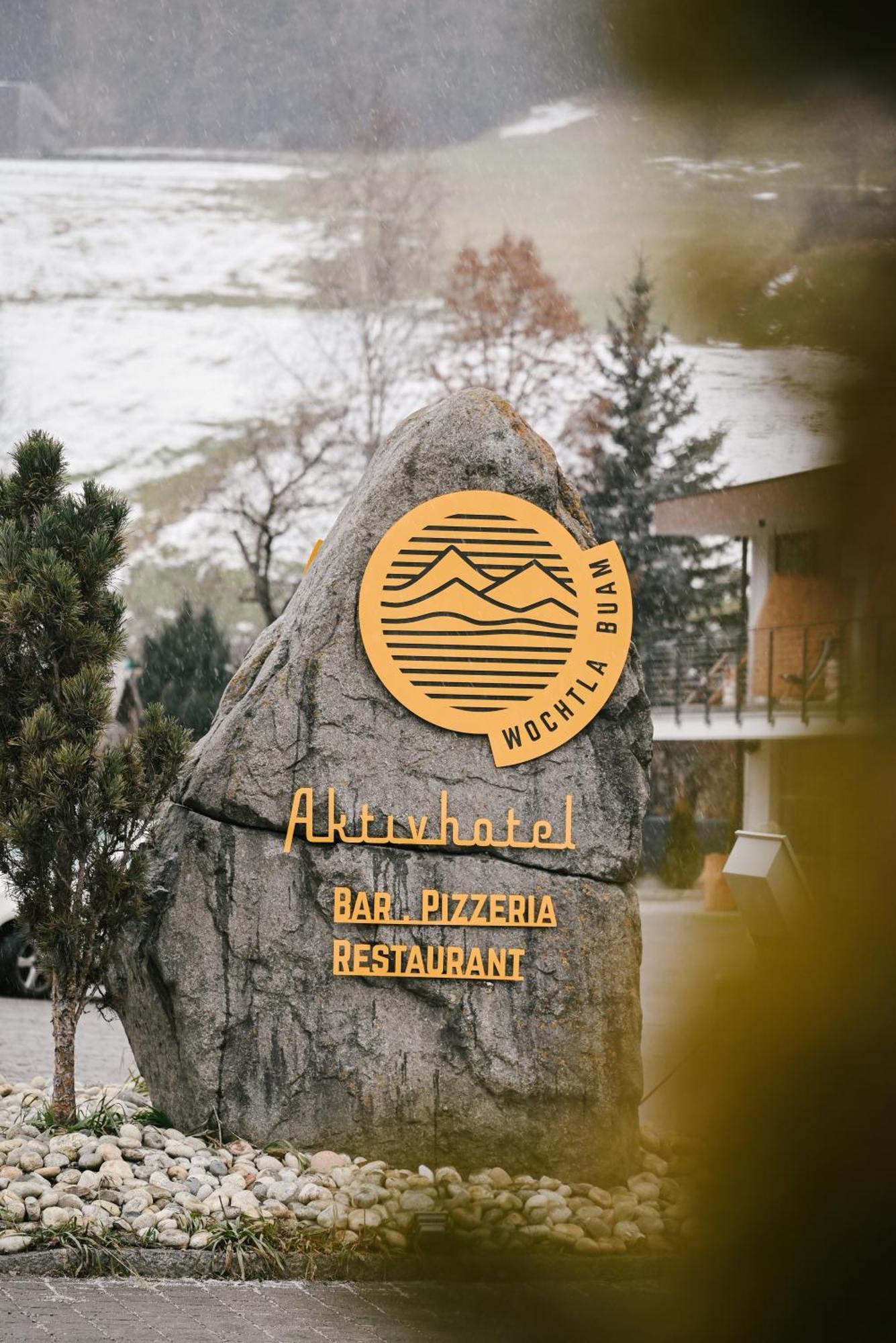 Hotel Wochtla Buam Brunico Exteriér fotografie